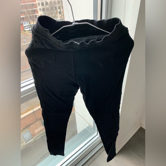 Black Skinny Jeggings - Picture 2 of 2